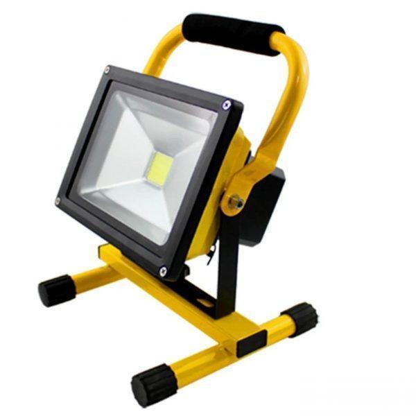 REFLEKTOR PRENOSNI LED 20W